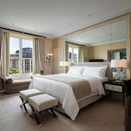 De Galles, A Luxury Collection Hotel, Parigi