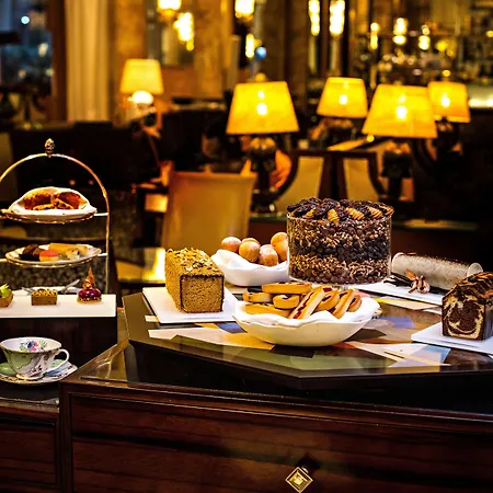 De Galles, A Luxury Collection Hotel, 5* Parigi