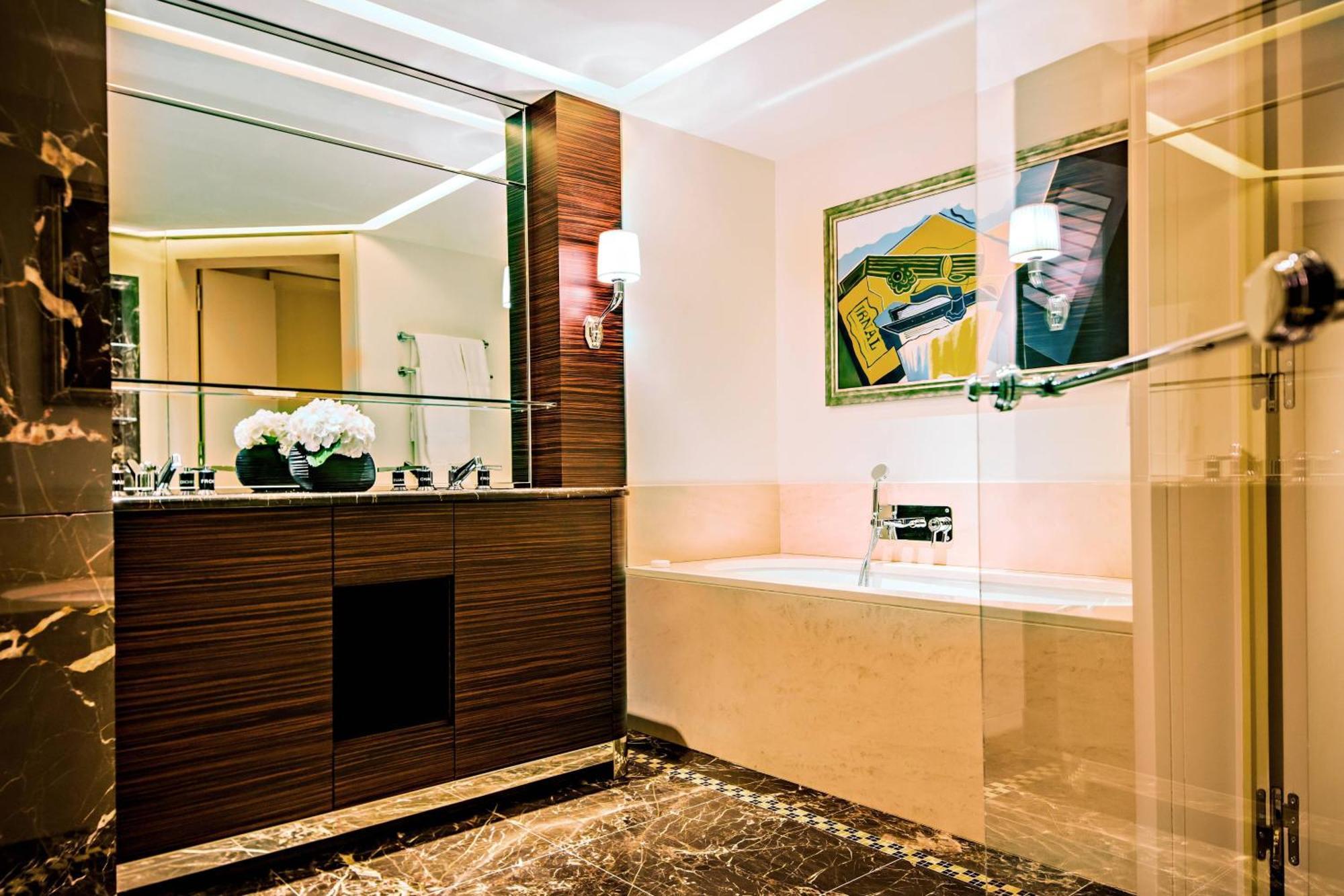 Hotel De Galles, A Luxury Collection Hotel, 5*